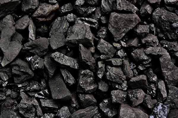 中国市場で原料炭価格が9％減