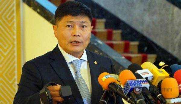Kh.Nyambaatar法務・内務大臣は、石炭窃盗事件に関連して税関当局が実施した捜査結果を発表