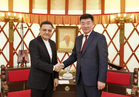 モンゴルとイランは近い将来に航空および道路輸送に関する協定を締結することに合意