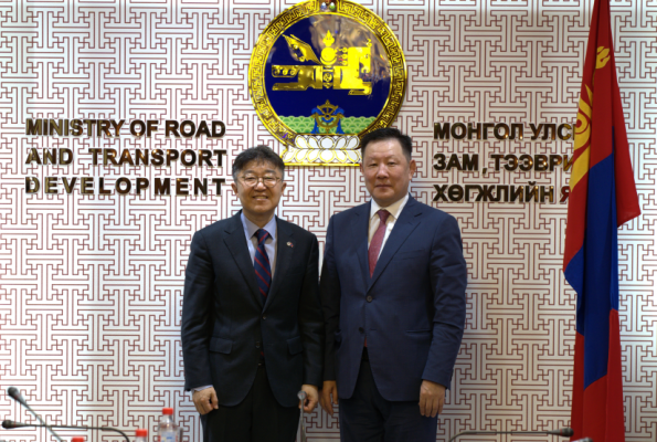 韓国と鉄道分野での協力に関する意見交換した