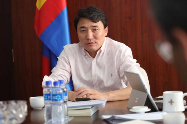 G.Damdinnyam産業・鉱物資源相：「高付加価値産業、インフラ、技術革新への投資を後押し」