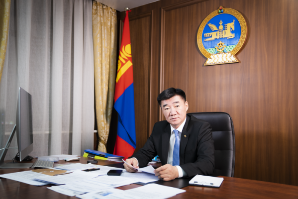 S.Byambatsogt氏、国会議長に選出