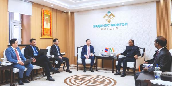 インド向け原料炭、試験輸送を協議