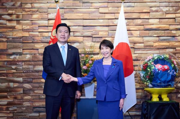 N.Uchral首相、高市首相と会談