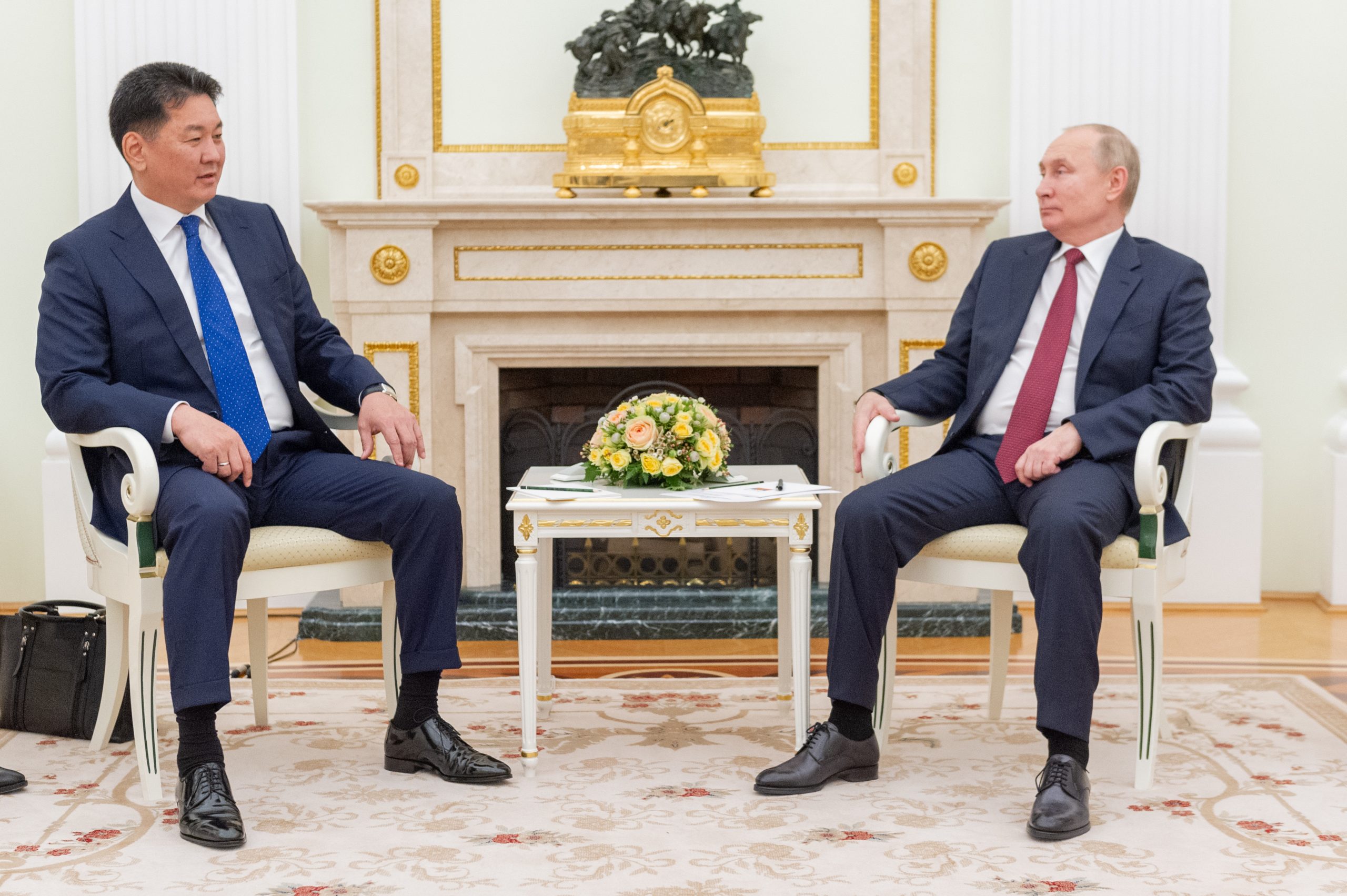 第3回「一帯一路」国際協力サミットフォーラムに参加中のU.Khurelsukh大統領がロシアのV.V.プーチン大統領と会談