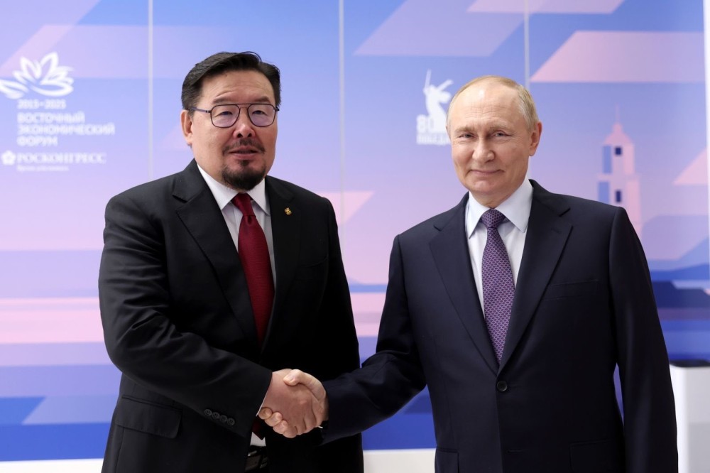 G.Zandanshatar首相、プーチン大統領と会談