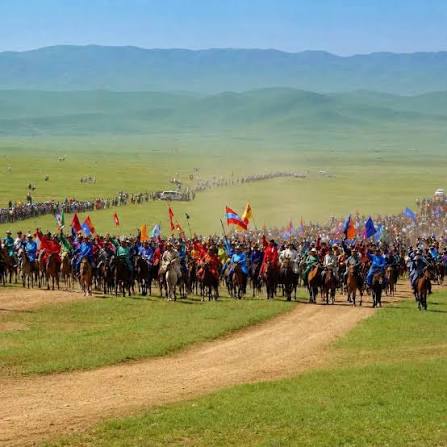 「世界馬の日」に1万2,600人の騎馬隊、モンゴル馬の価値を世界へ発信